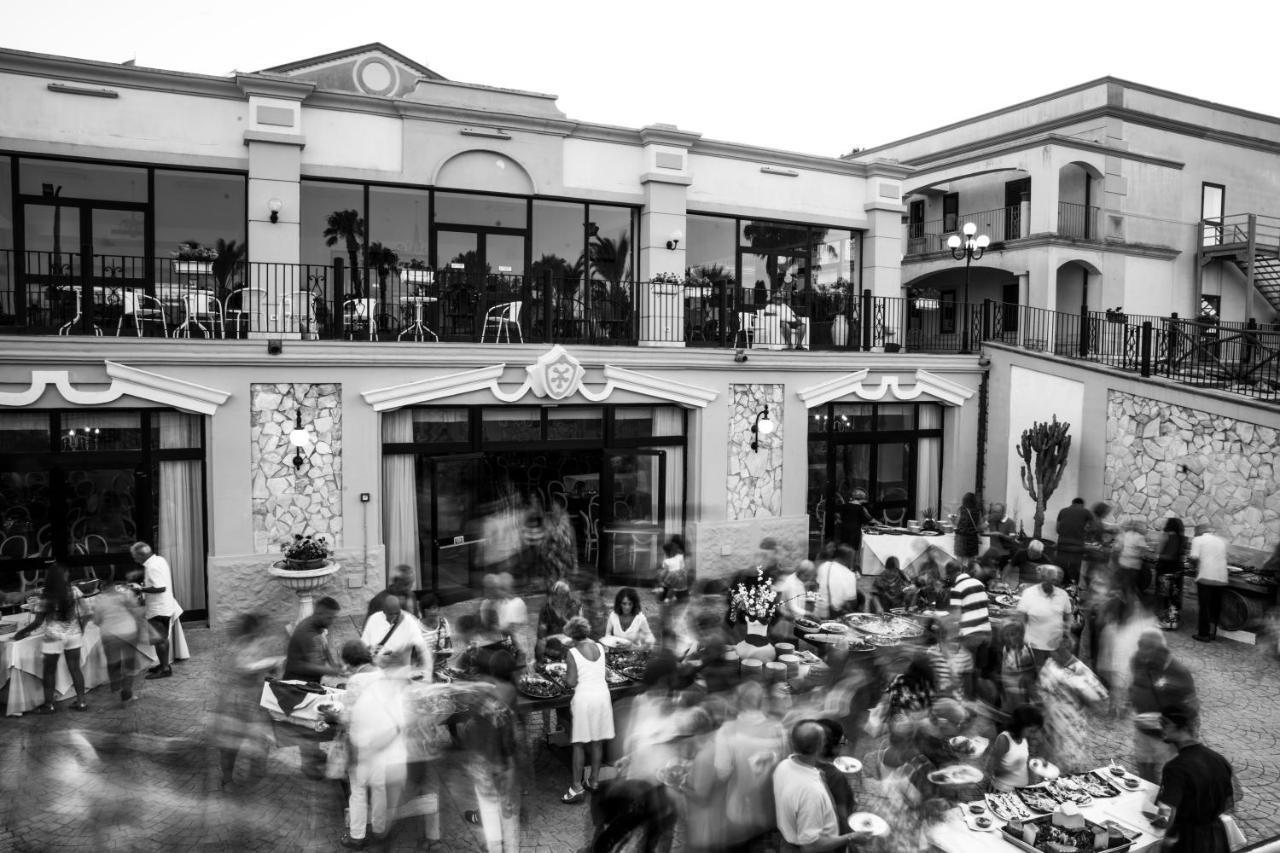 Delfino Beach Hotel Marsala Eksteriør bilde