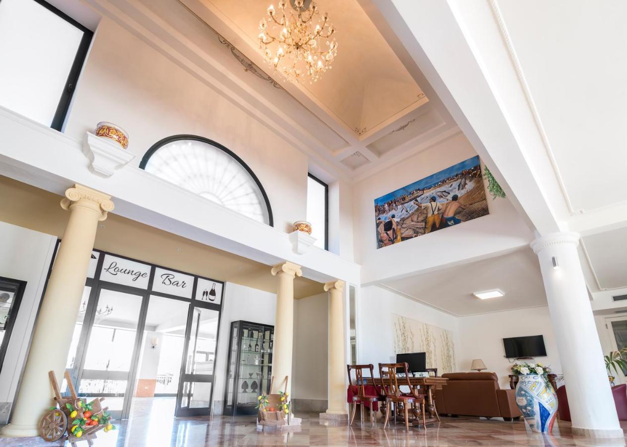 Delfino Beach Hotel Marsala Eksteriør bilde